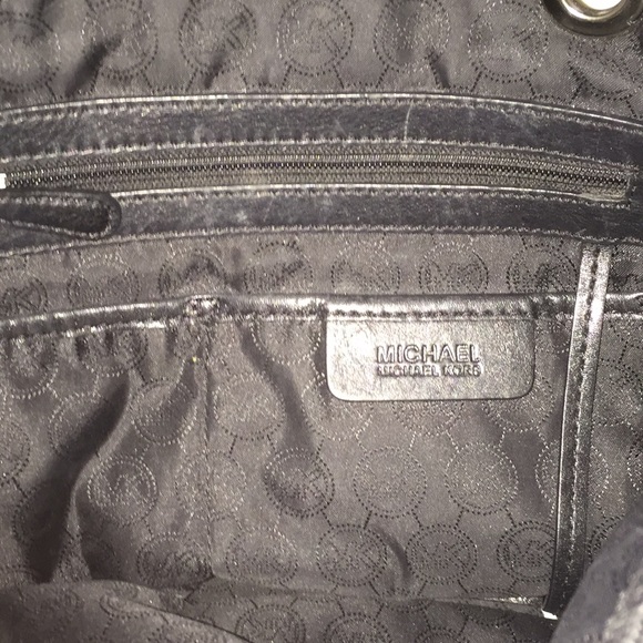 Authentic Michael Kors Handbag - Picture 2 of 2